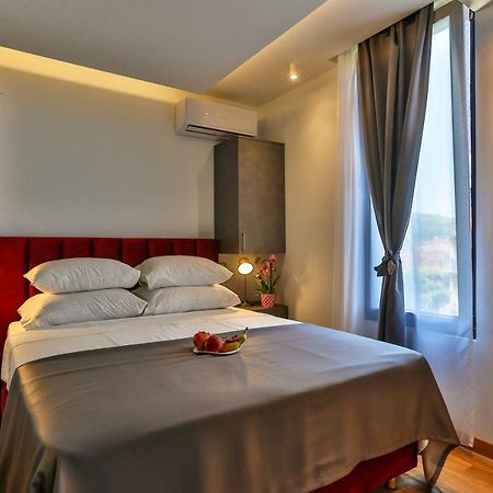 Hotel M Podgorica Exterior photo