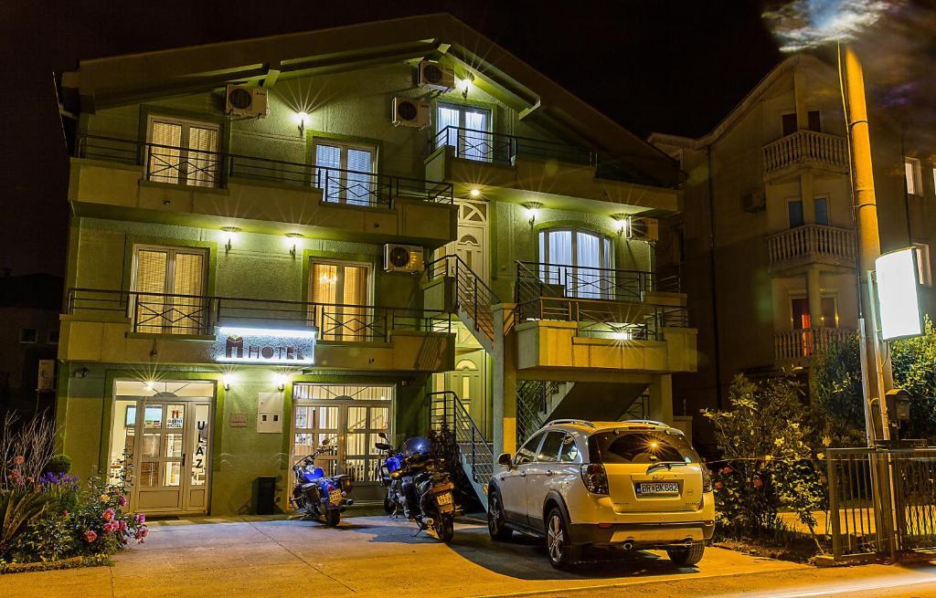 Hotel M Podgorica Exterior photo